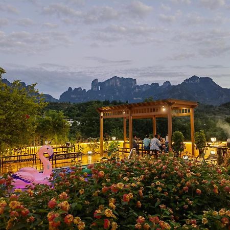 Heaven'S Gate Home Stay --Free Pick Up Service--Panoramic View Of Tianmen Mountain Zhangjiajie Eksteriør billede